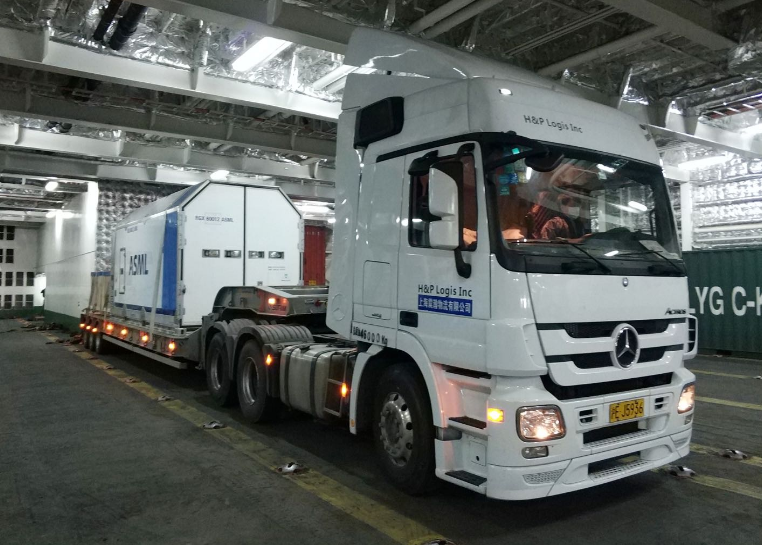 气垫车精密设备运输(图1)